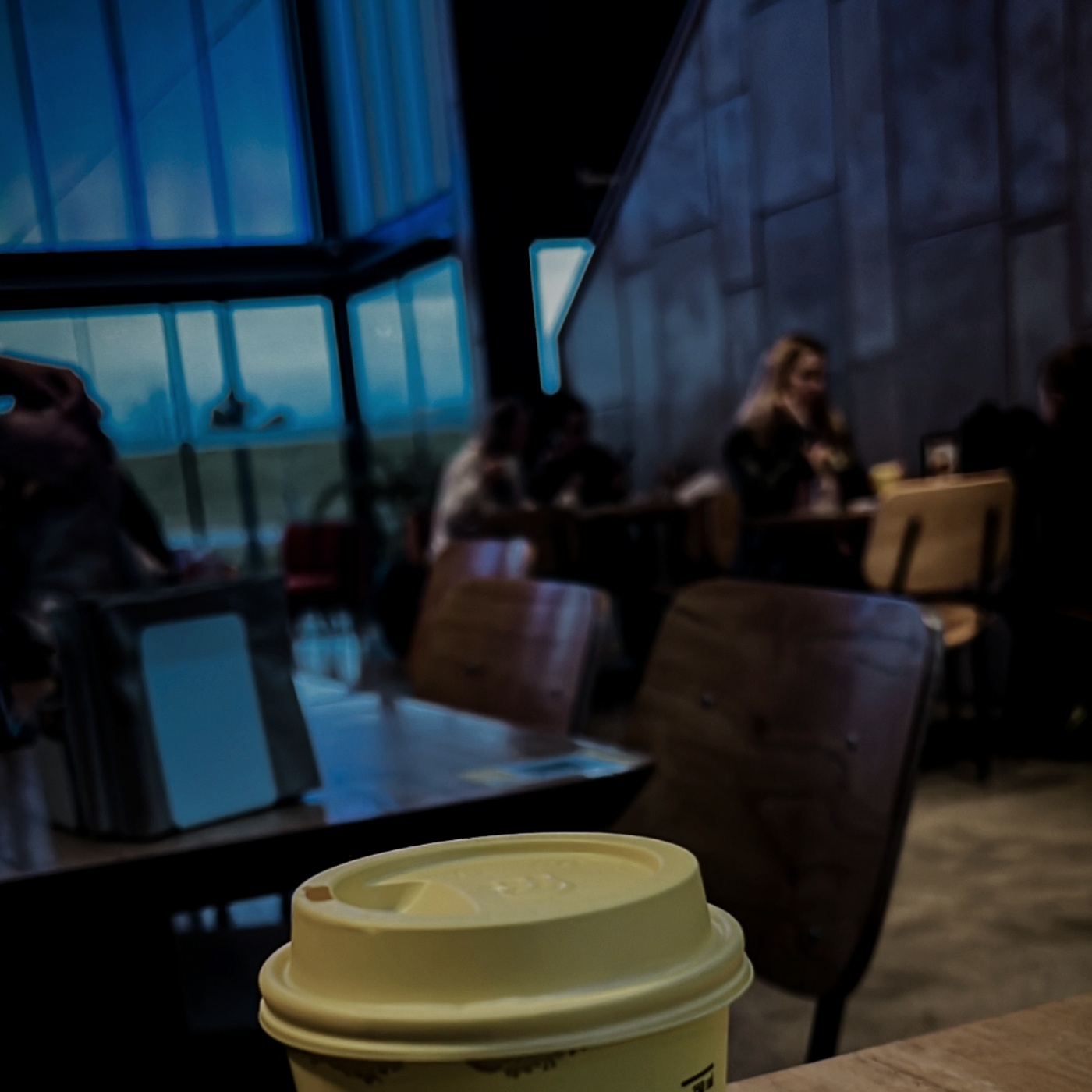 Café em um momento de pausa